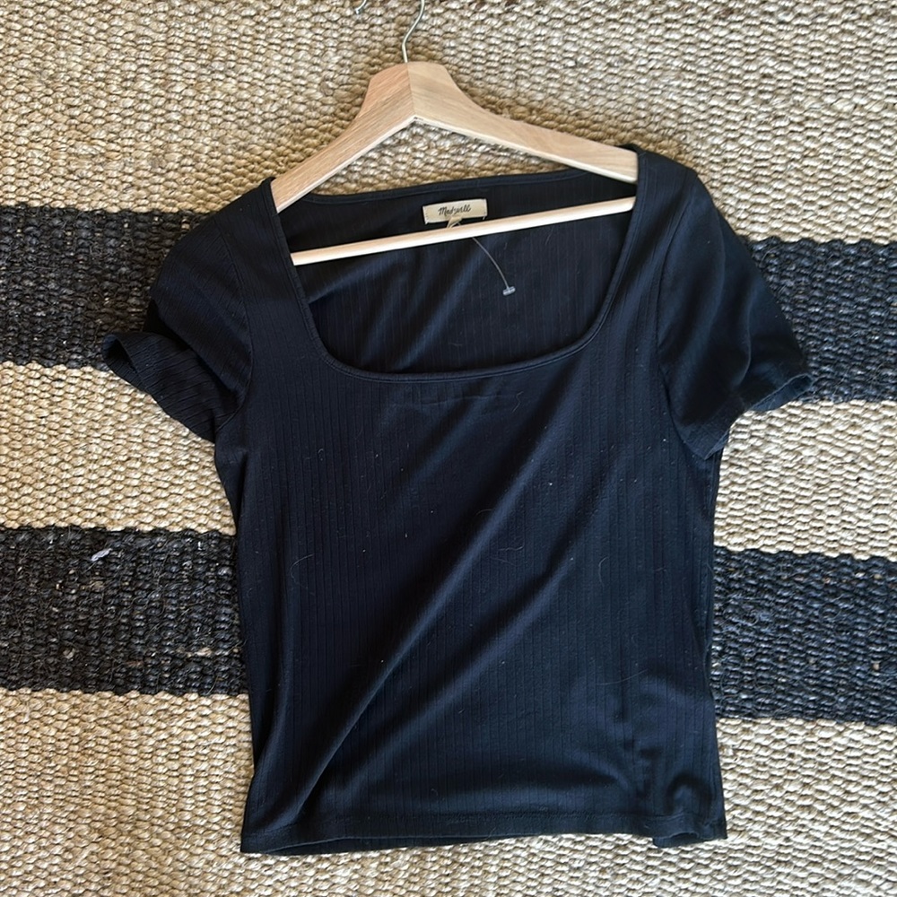 Madewell black short sleeve
